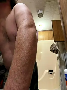 bigJohnson223 online show from December 15, 6:43 am