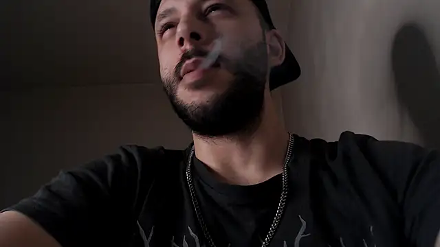 henryaxe online show from April 2, 9:17 am