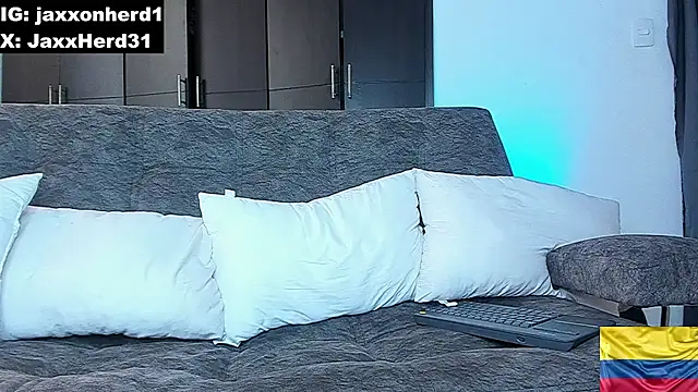 JAXXXONHERD online show from January 22, 9:00 pm