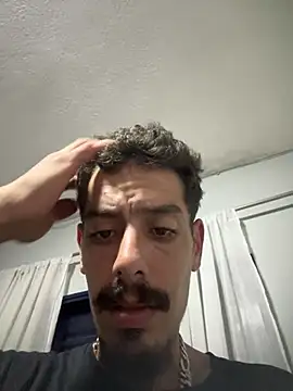 lukinha013 online show from March 12, 11:23 pm