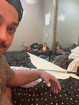 Your Going2Luv Me online show from November 12, 9:26 am