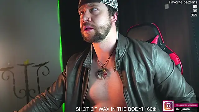 just maxii online show from March 26, 11:53 pm