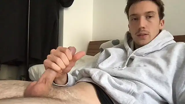 hungandfun05 online show from September 29, 12:57 pm