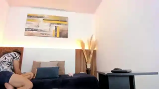 jean sneider online show from April 21, 4:29 am