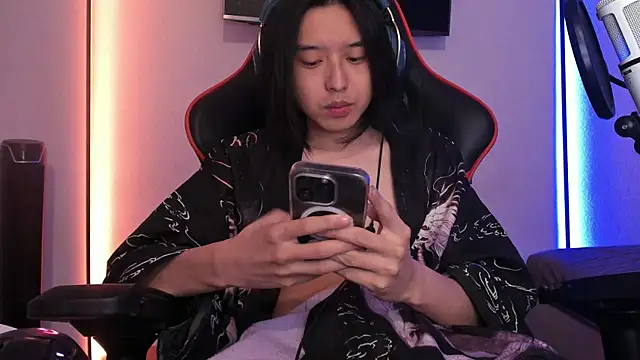 wexlee7 online show from September 9, 12:43 am