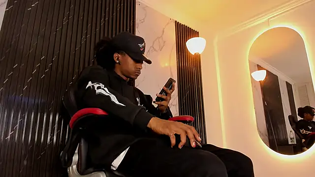 BRYXXXON1 online show from February 23, 3:50 am