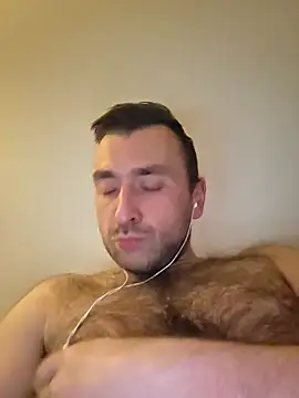 TIGERRR86 online show from April 19, 9:17 pm