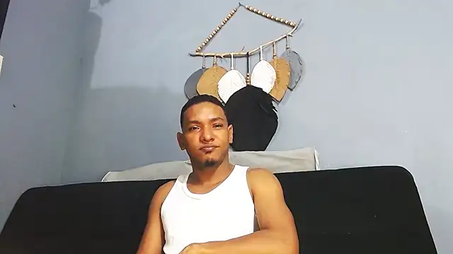 Grandeygruesa1 online show from April 18, 6:37 am