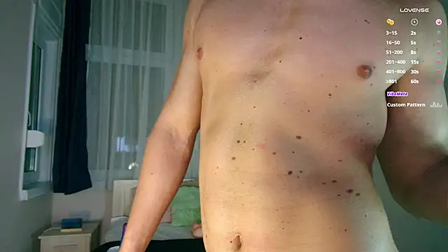 ChristianLevine  online show from November 25, 10:45 pm