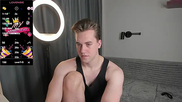 AustinButler online show from December 4, 9:13 pm