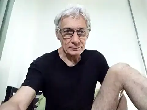 BIGUNCUTHARDCOCK online show from March 8, 1:26 am