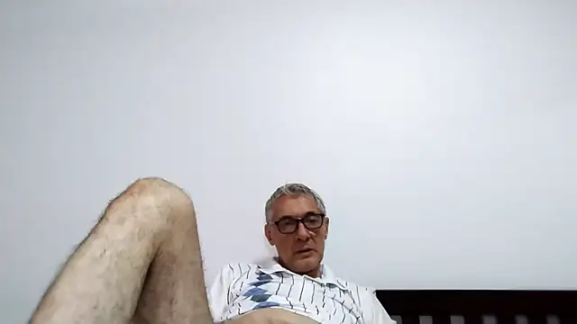 BIGUNCUTHARDCOCK online show from February 13, 1:34 am