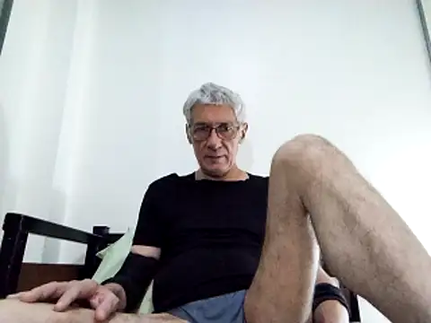 BIGUNCUTHARDCOCK online show from February 16, 12:00 am