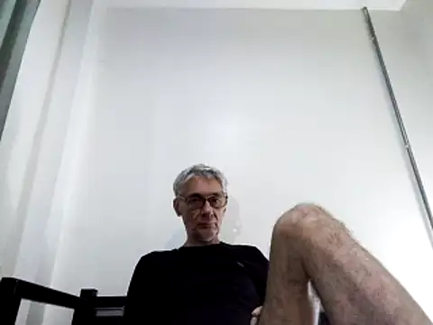 BIGUNCUTHARDCOCK online show from January 28, 11:17 am