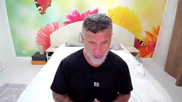 BlowMyXXL online show from November 25, 4:09 pm