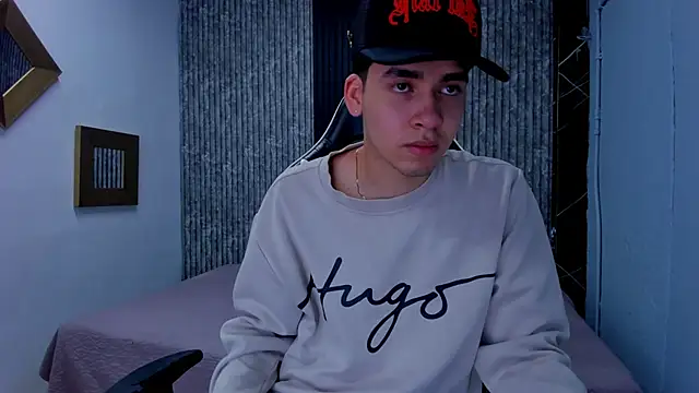 Mike 0233  online show from November 26, 4:48 am