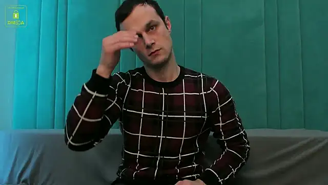 BrandonNorris online show from December 16, 3:32 pm