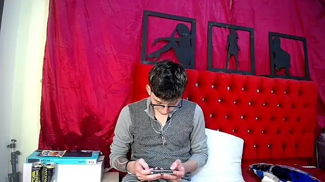 Snapshot of _Thomas_hot_ chatting on March 23, 1:20 am Thomas hot online show from March 23, 1:20 am