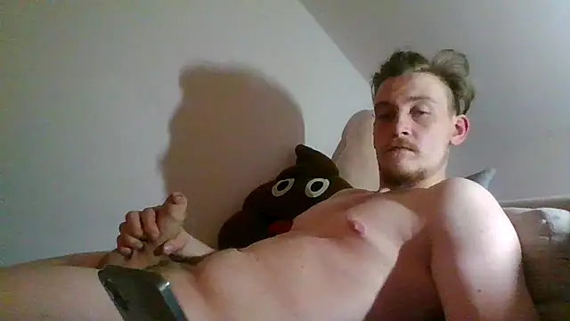 Snapshot of Fazu4 chatting on January 22, 5:49 pm Fazu4 online show from January 22, 5:49 pm