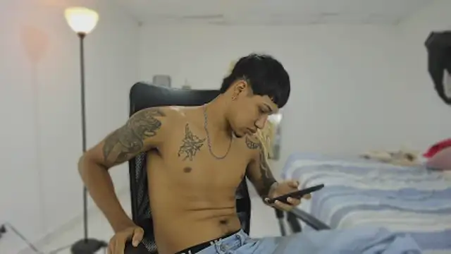 slim master12 online show from February 23, 9:38 pm