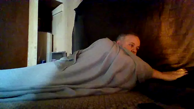 Nightshade7712 online show from November 28, 9:06 pm