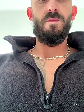 Gigolo profissional online show from November 2, 9:46 am