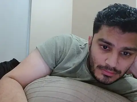 robintoit online show from October 22, 3:43 am