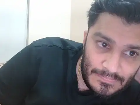 robintoit online show from April 8, 6:49 pm