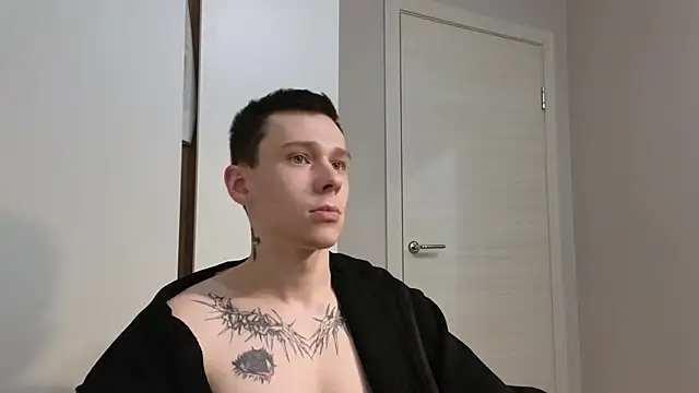 R1mmo   online show from October 24, 7:26 pm