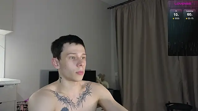 R1mmo   online show from November 11, 6:46 pm