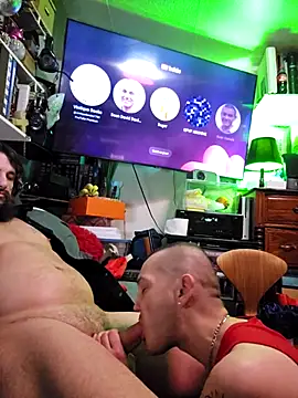 Armyexhibitionistvet online show from March 14, 2:40 am