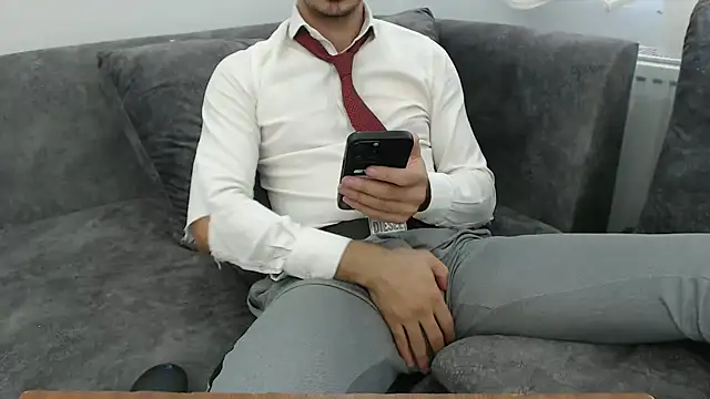 Snapshot of Naughtb0y chatting on September 24, 2:26 pm Naughtb0y online show from September 24, 2:26 pm