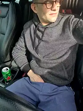 robertilevis online show from January 18, 11:43 am