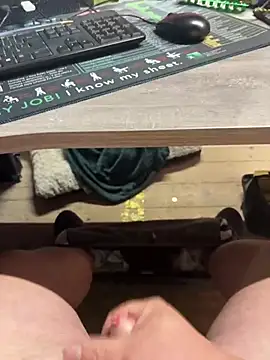 fatbelly112 online show from February 25, 8:21 pm