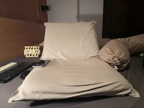 cloudboy kk8 online show from December 17, 4:57 pm