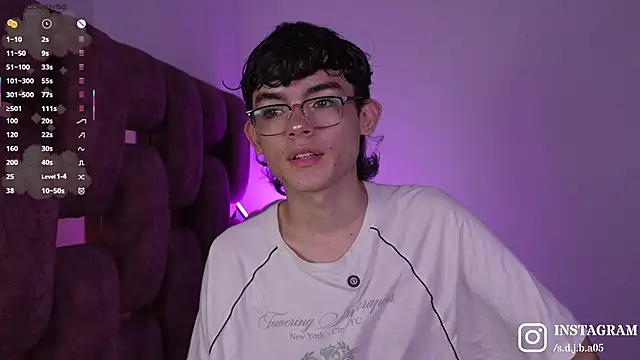 Angelo 018 online show from April 3, 12:40 am