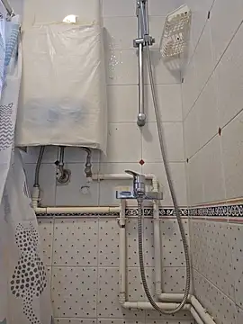 john ng654321 online show from November 24, 1:17 am