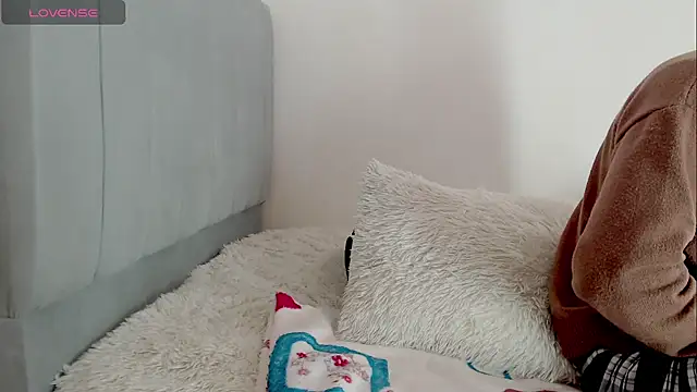 juan stiven online show from February 10, 1:16 pm