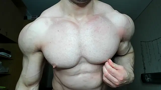 Snapshot of hot_muscle chatting on March 7, 6:13 am hot muscle online show from March 7, 6:13 am