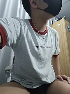 xboyvn9 online show from April 11, 3:04 pm