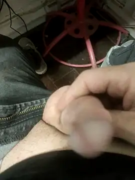 Sissy bottom online show from October 17, 11:42 pm