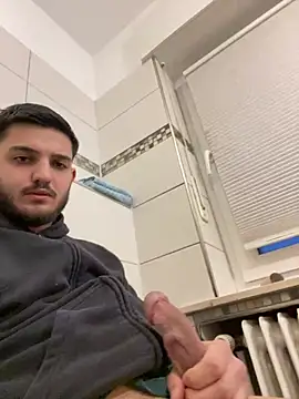 Furko 33 online show from December 13, 3:43 pm