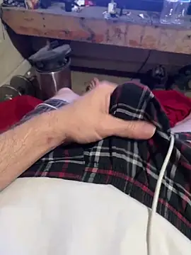 Natedogg93 online show from April 10, 5:03 am