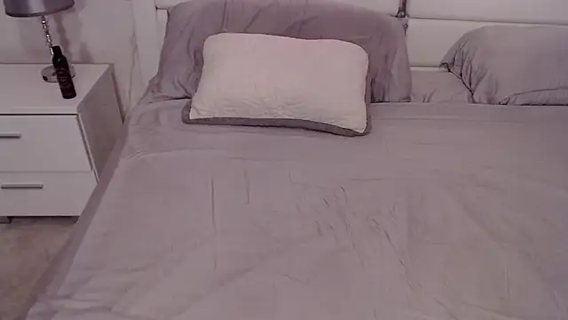 Walkingboots online show from March 10, 12:51 am