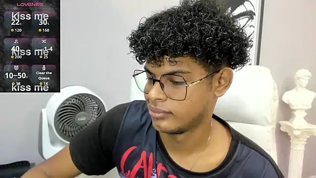 boylittle19cm online show from November 29, 12:51 pm