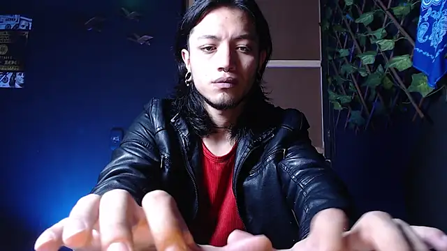 Dicaprioo  online show from November 4, 1:39 am