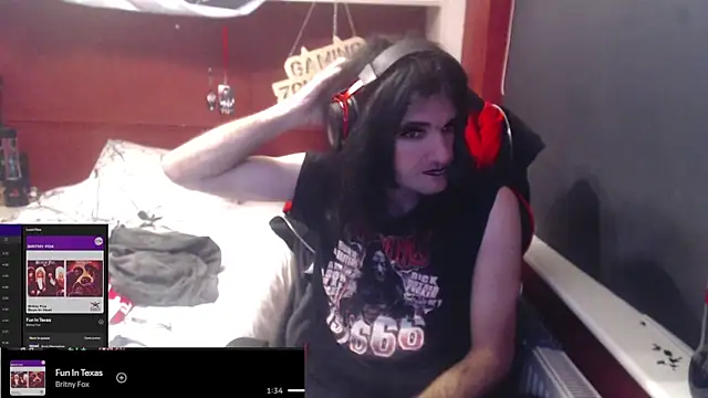 Rocker Assassin66630 online show from December 19, 12:51 am