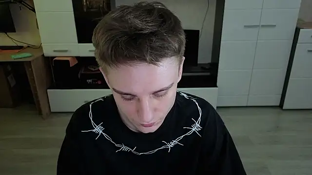 angryzan online show from March 5, 8:10 am