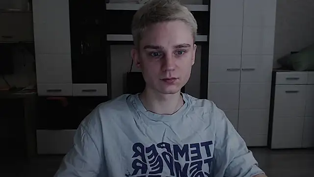 angryzan online show from February 28, 4:32 am