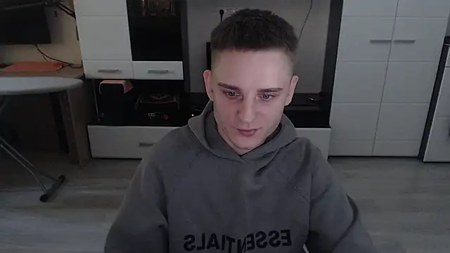 angryzan online show from October 3, 6:29 am